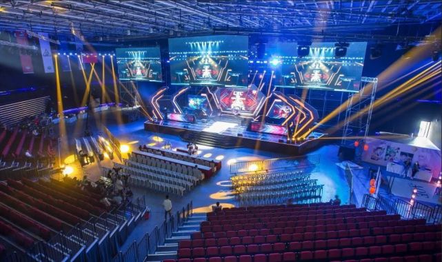 破泰达的防 破泰达的防